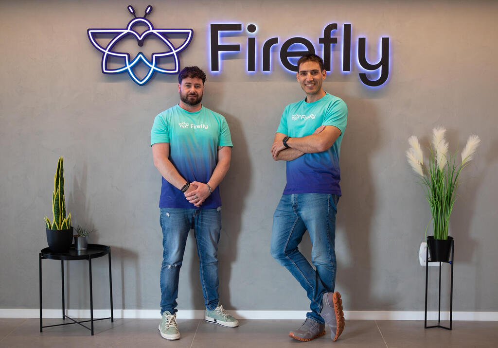 מייסדי פיירפליי Firefly