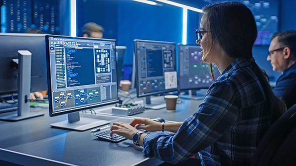 Women are increasingly choosing career paths in cyber and STEM (illustrative). Photo: Shutterstock Women are increasingly choosing career paths in cyber and STEM (illustrative). Photo: Shutterstock